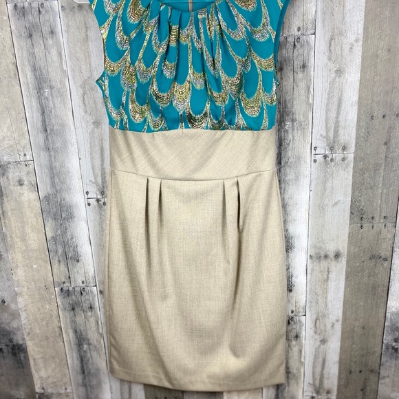 Trina Turk Peacock Metallic Sheath Dress Size 6 - Picture 4 of 8